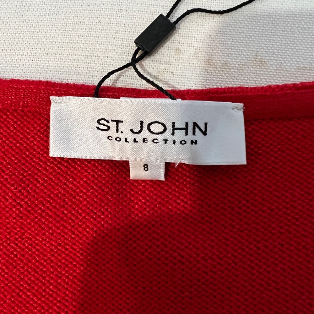 St. John knits dress size 8 color red never worn